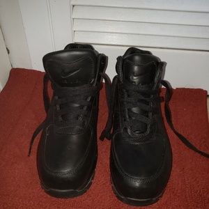 Nike Acg goadome boots